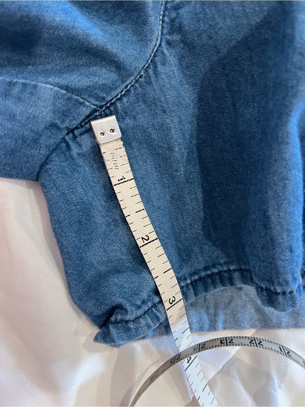 Garnet Hill chambray denim girl’s large blue shorts embroidery pull on - Picture 5 of 10